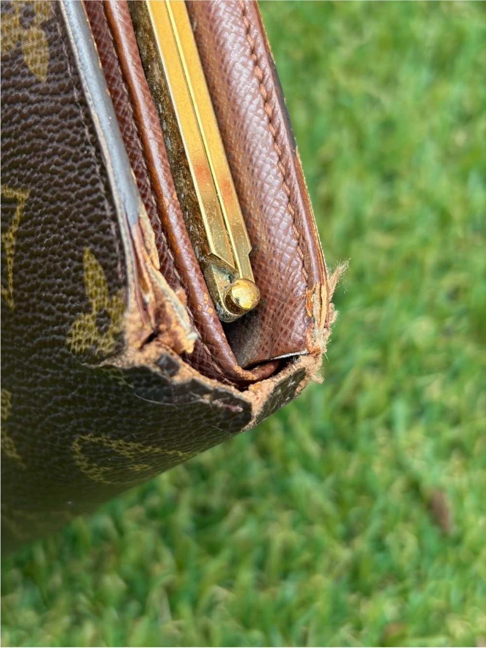 Louis Vuitton Monogram Canvas Wallet in Brown and Gold - Picture 11 of 12